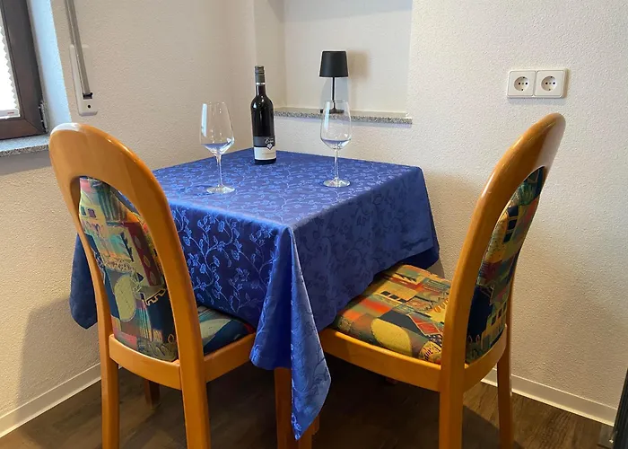 Haus Edith 아파트 Gossersweiler-Stein